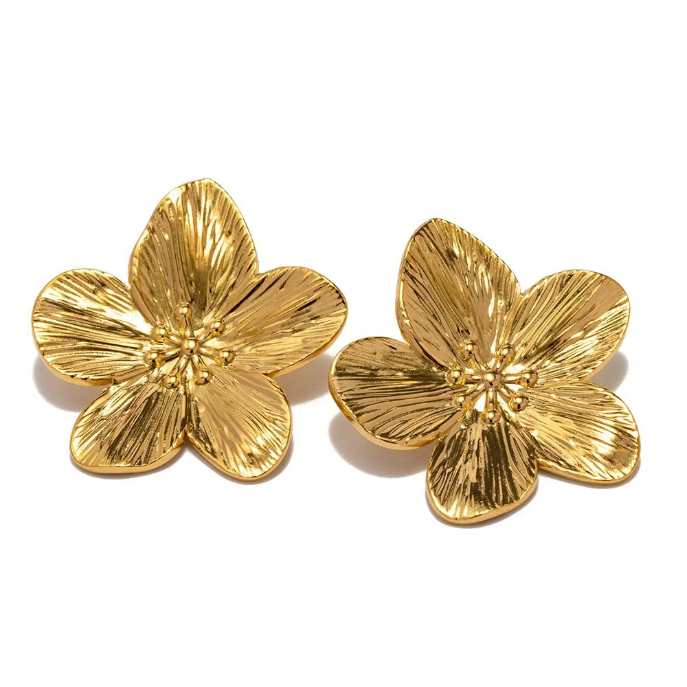 French Vintage Gold Color Flower Stud Earrings Fashion Alloy Earrings For Women Trendy Luxury Party Jewelry 931