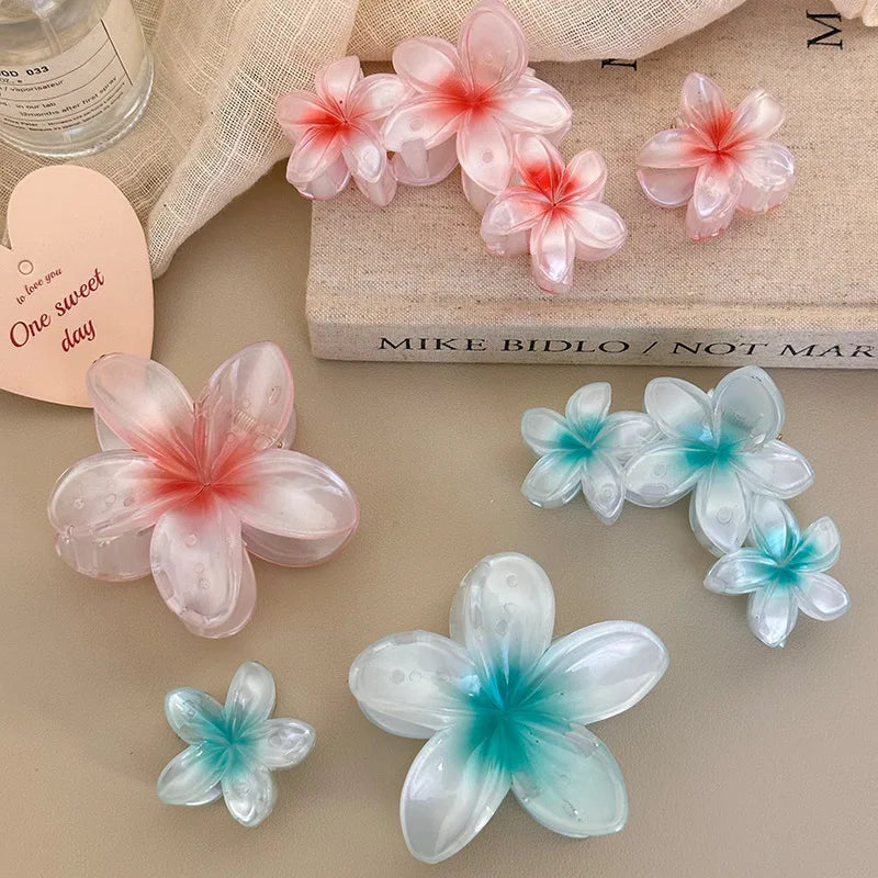 Frangipani Hair Clip 960